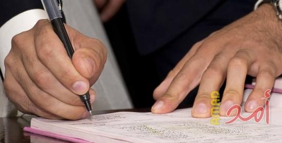 فتاة في أبوظبي تنفي زواجها رغم "عقد قران" حضره والدها وشهود وزوجها