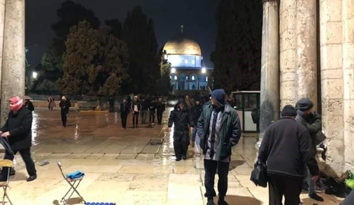 القدس: اندلاع مواجهات مع قوات الاحتلال عقب انتهاء حملة "نفير الفجر"- فيديو وصور