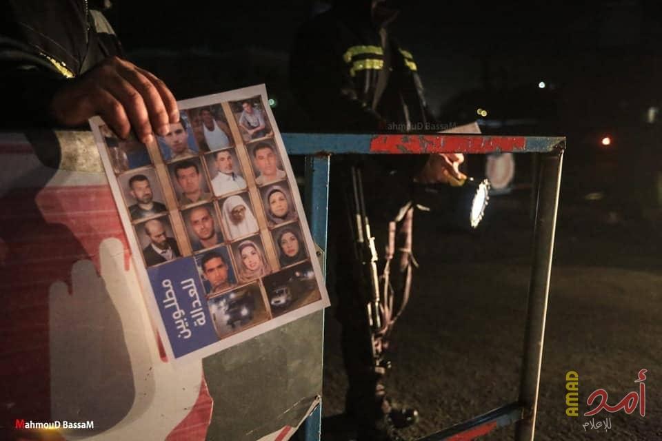 شرطة غزة توزع صور القوة الإسرائيلية التي تسللت شرق خان يونس