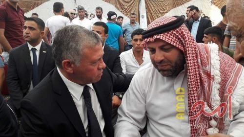 بالفيديو والصور - الملك الأردني يزور بيت عزاء الشهيد الجواودة و يهاجم نتنياهو