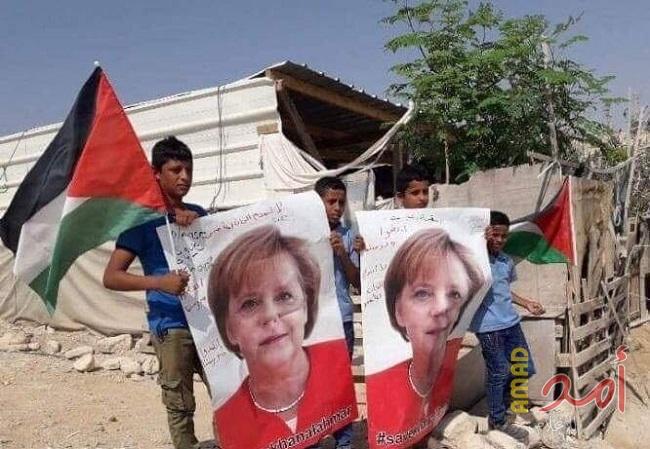 ميركل ستلغي زيارتها لإسرائيل إذا هُدم "الخان الأحمر"