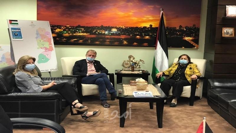 الكيلة تعقد اجتماع تنسيقي مع "الصحة العالمية" لمناقشة إجراءات التخفيف الأخيرة