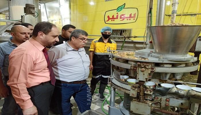 اقتصاد حماس تنظم جولات ميدانية على مصانع غذائية وصناعية شمال القطاع - صور