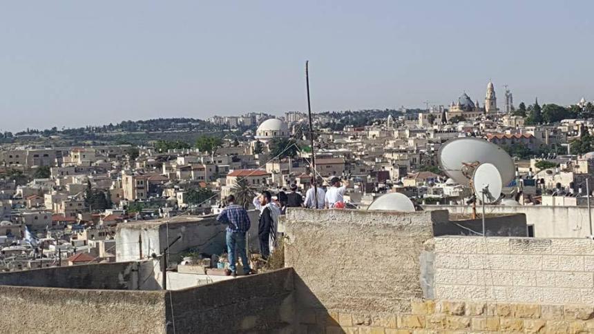 مستوطنون يستولون على منزل بحارة السعدية في القدس