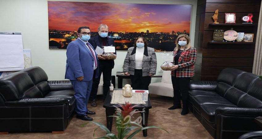 الكيلة: التطعيم لـ"كورونا" لن يكون إجبارياً وسيتم اعتماد منهج سليم