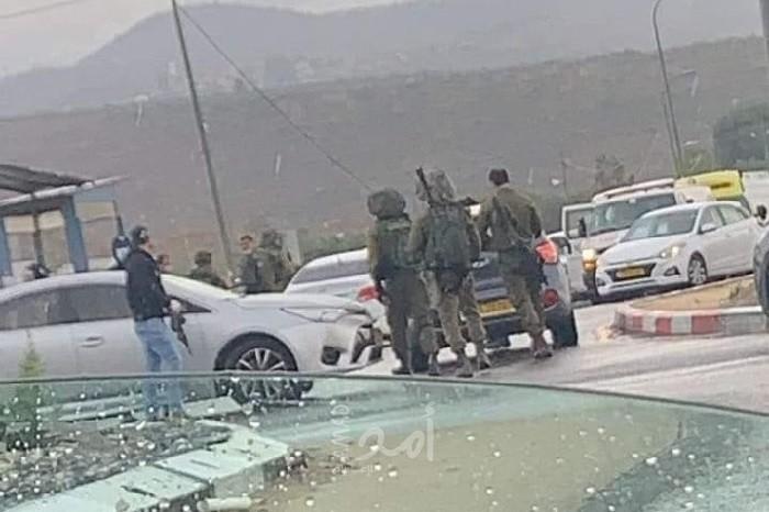 محدث2- قوات الاحتلال تطلق النار تجاه "فلسطيني" قرب حاجز حوارة جنوب نابلس ..فيديو وصور