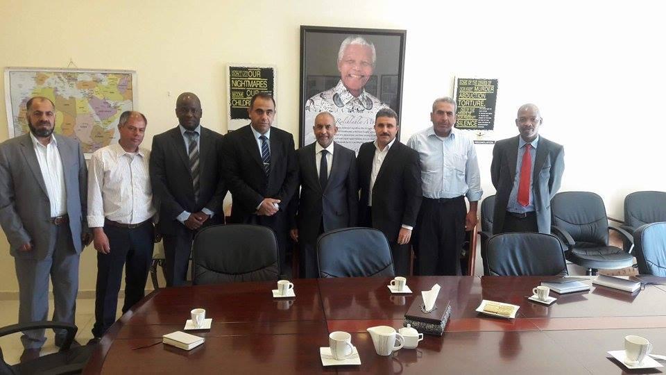 الشخصيات المستقلة تجتمع مع سفير جنوب افريقيا لبحث المصالحة الوطنية