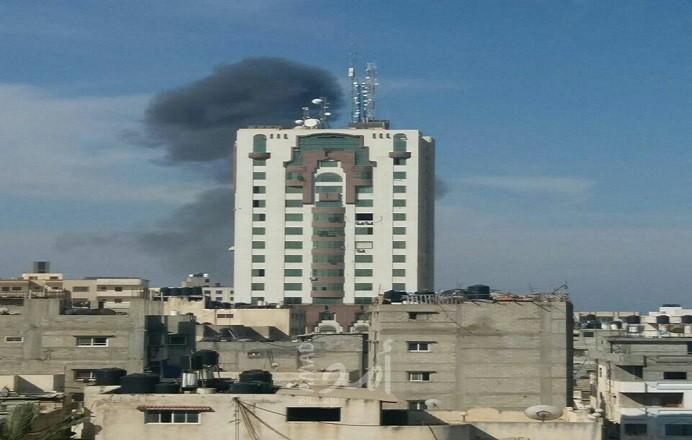مراكز حقوقية: الاحتلال يتبع سياسة موجهة ضد السكان المدنيين بغزة والمجتمع الدولي يعطيه الضوء الأخضر