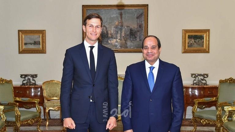 صحيفة: مصر تقدم "رؤية جديدة" للسلام ..وكوشنير يطلب منها إقناع عباس بحضور قمة كامب ديفيد
