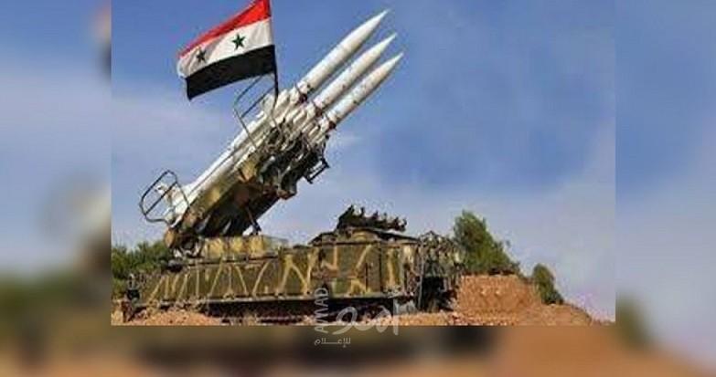 إعلام عبري: إطلاق صاروخين من سوريا تجاه إسرائيل سقطا في الجولان