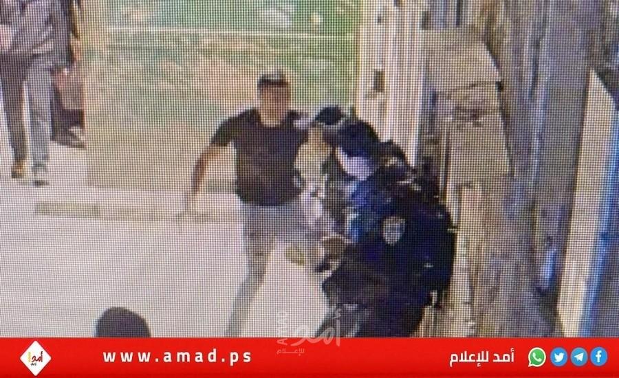 إعلام: إصابة شرطي إسرائيلي في البلدة القديمة بالقدس واعتقال المنفذ - فيديو وصورة