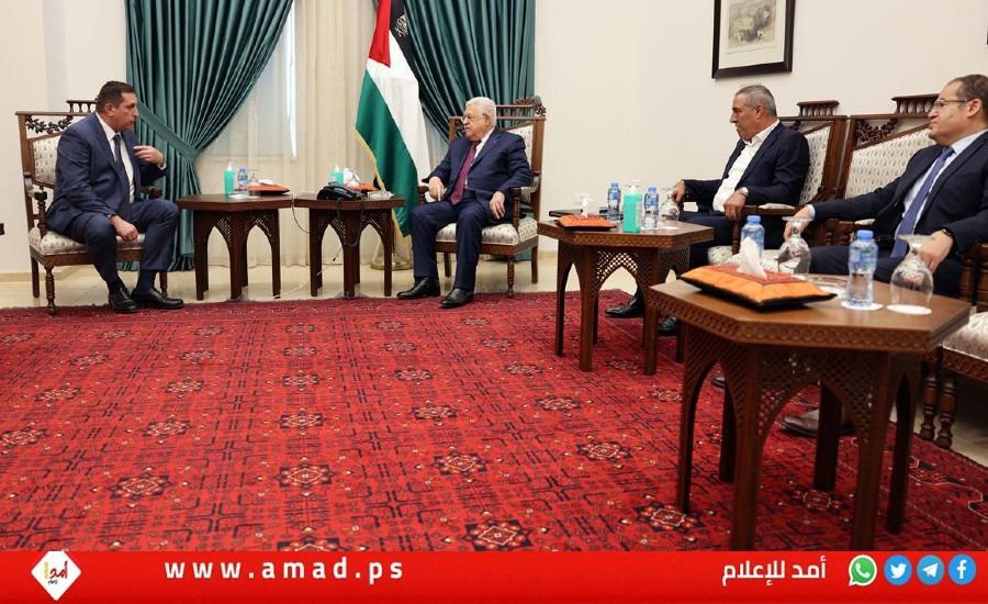 الرئيس عباس يستقبل المبعوث الروسي