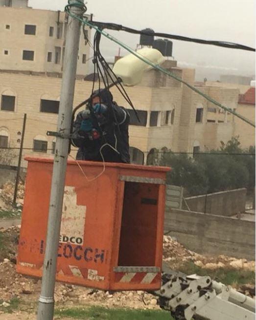 جنين: الأمطار الغزيرة تحدث أضراراً في بعض المنازل وشبكات الكهرباء والبنية التحتية