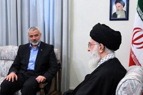 خامنئي أكد لهنية موقف ايران الثابت من القضية الفلسطينية