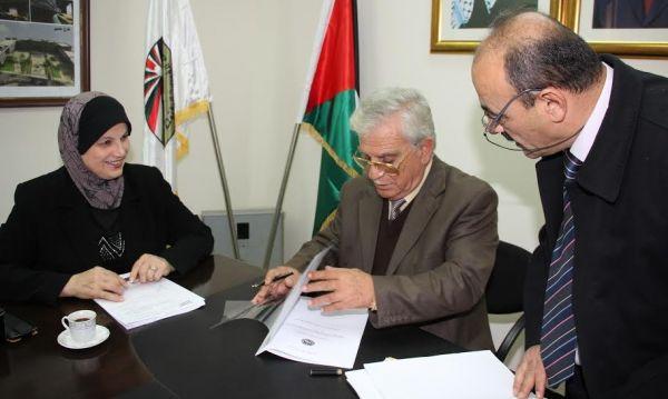 "القدس المفتوحة" توقع عقداً استشارياً للإشراف على تشطيب مبناها في قلقيلية