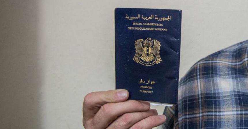 صحيفة ألمانية : "داعش" استولى على 11 ألف جواز سفر فارغ في سوريا