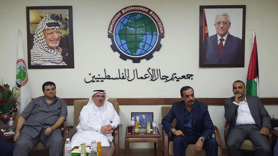 العمادي يؤكد على دور رجال الاعمال في دعم الاقتصاد الفلسطيني