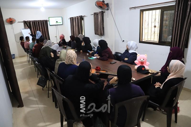 شباب الأمة ينفذ الدورة التدريبية (التصوير بالجوال)