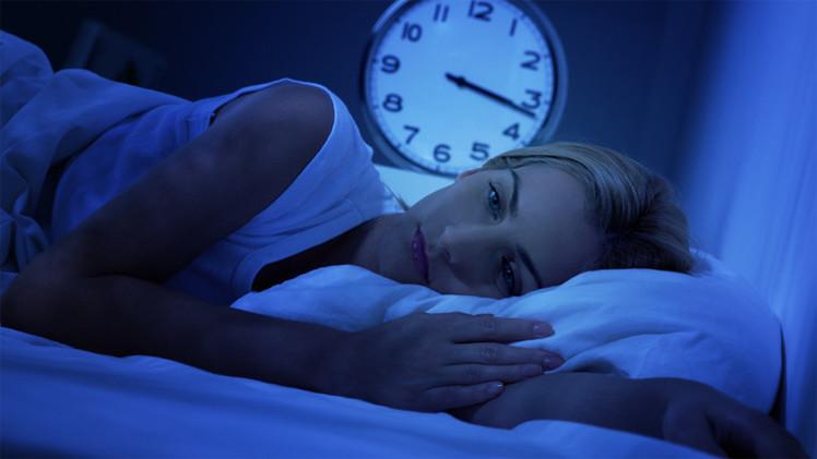 4 نصائح علمية تمنع الأرق من إفساد نومك