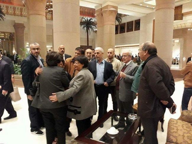 كاشفا رسالة فرج .. القيادي في حماس البردويل من القاهرة: خرجنا باتفاق بلا معنى ..ثم يعتذر عنها (فيديو)