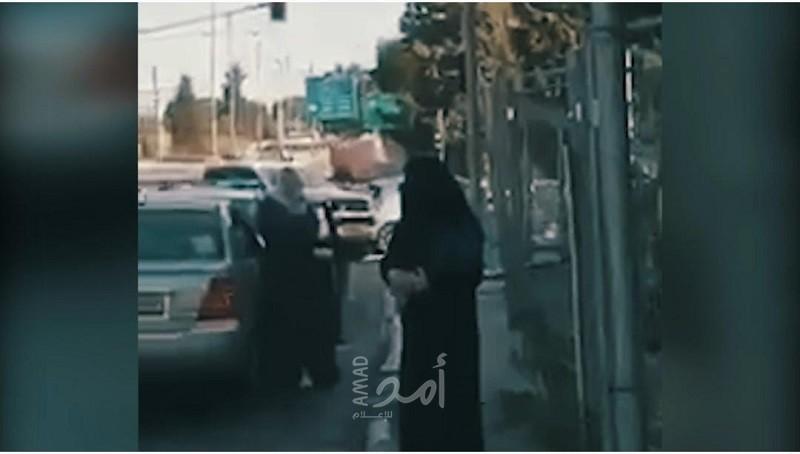 القدس: جيش الاحتلال يحتجز فتاة ويغلق الطريق قرب الشيخ جراح