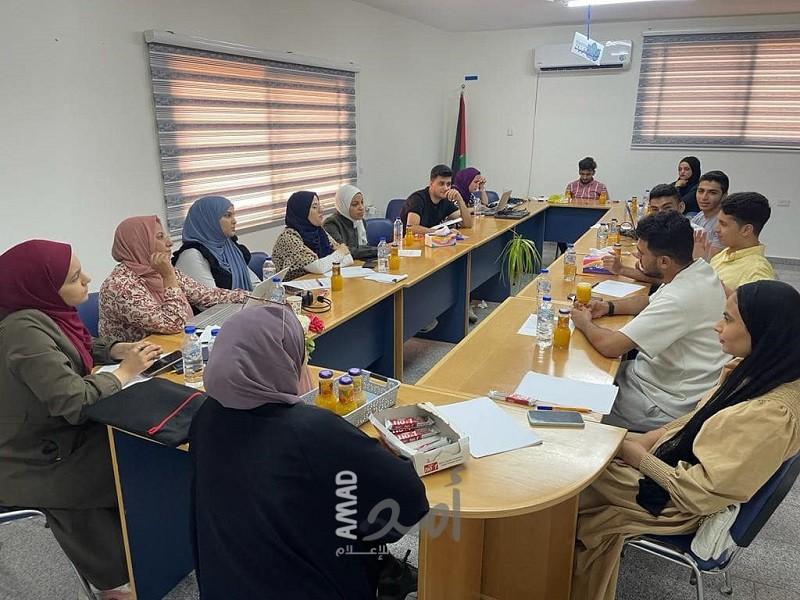 فلسطينيات تعقد طاولة مستديرة لنادي مناظرات فلسطين