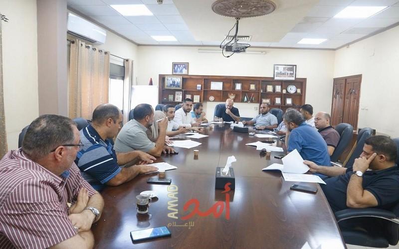 بلدية قلقيلية تعلن جاهزيتها لتنفيذ خطة الطوارئ استعدادا للشتاء