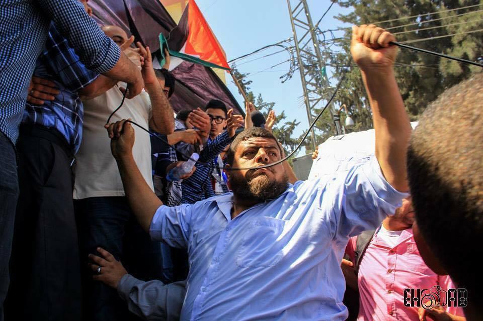أمن حماس يفض حفل تكريم أسرى بالقوة