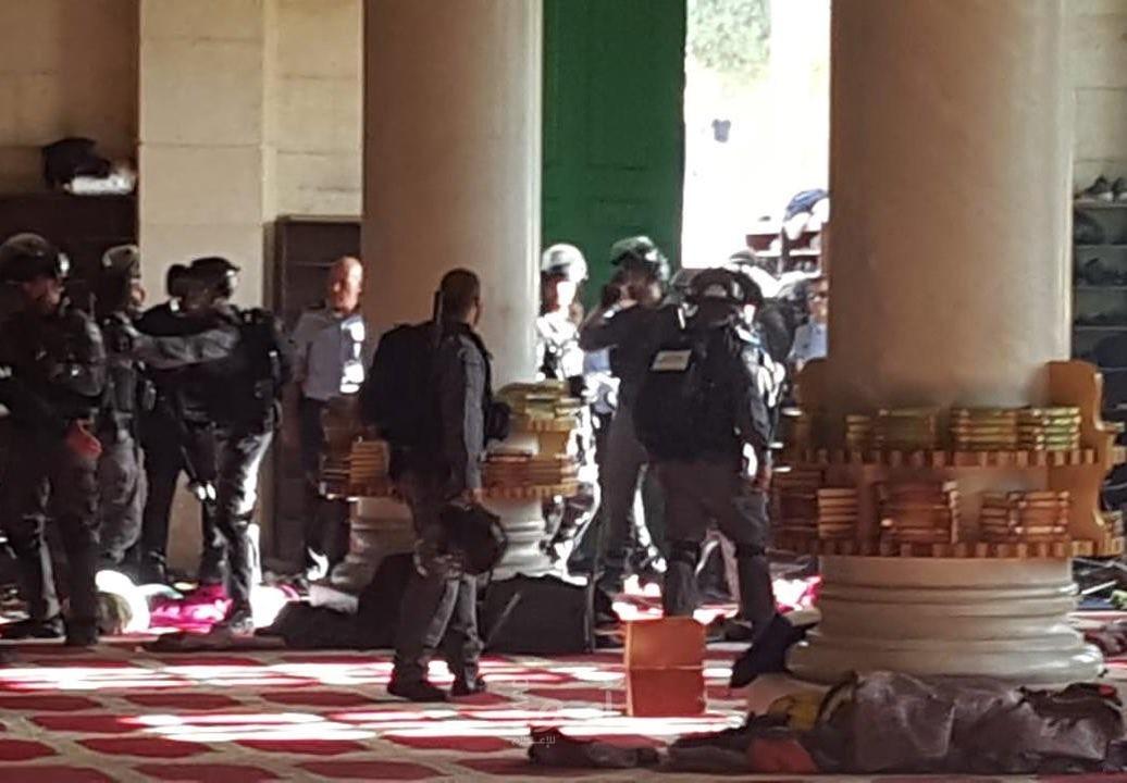 حكومة رام الله تدين العدوان الإسرائيلي على المقدسات وتدنيس حرمة المسجد الأقصى