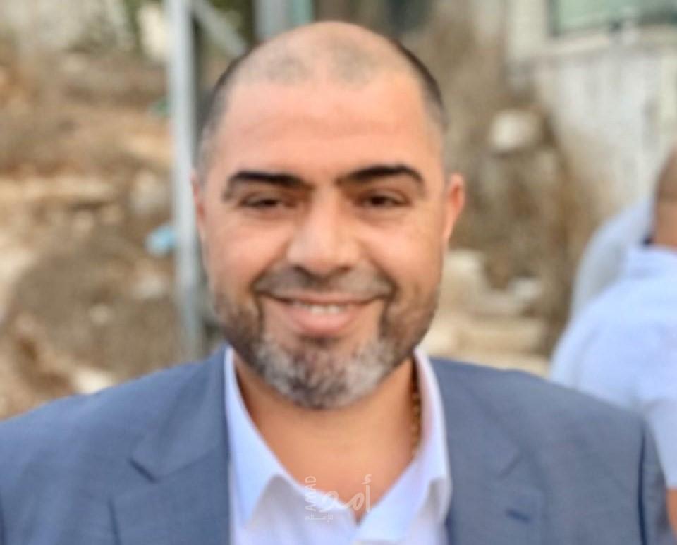 رجل أعمال لـ "أشتية": الضرر الذي وقع على العامل ورب العمل مسؤولية الحكومات..وليس هكذا تُقاد الدول