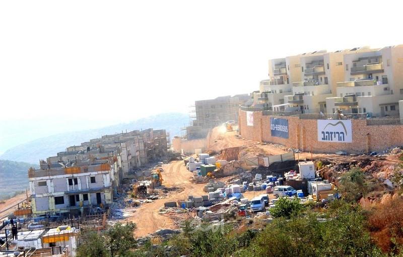 نشاط استيطاني غير مسبوق في (25) مستوطنة بسلفيت