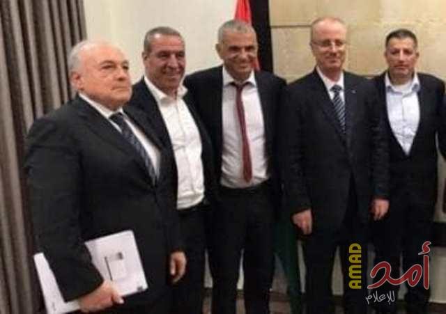 إسرائيل تُعد خطة اقتصادية لتقوية العلاقات مع السلطة الفلسطينية