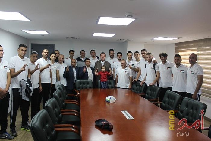 السفير "اللوح" يستقبل منتخب فلسطين الوطني لكرة الطائرة