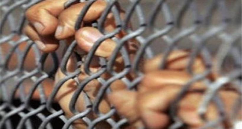 4 أسرى يدخلون أعوامًا جديدة بسجون الاحتلال