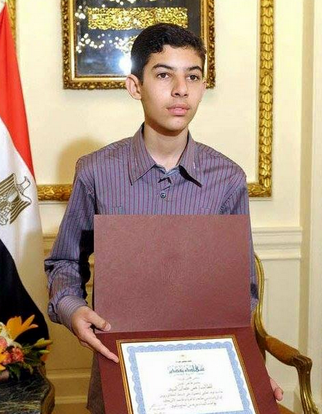 "عبقري الرياضيات" المصري يحصل على درجة الدكتوراة من فرنسا بعمر الـ22