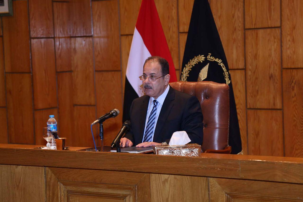 وزير داخلية مصر"عبد الغفار": الجماعات الإرهابية طورت من إمكانياتها .. وقادرون على التصدى لها