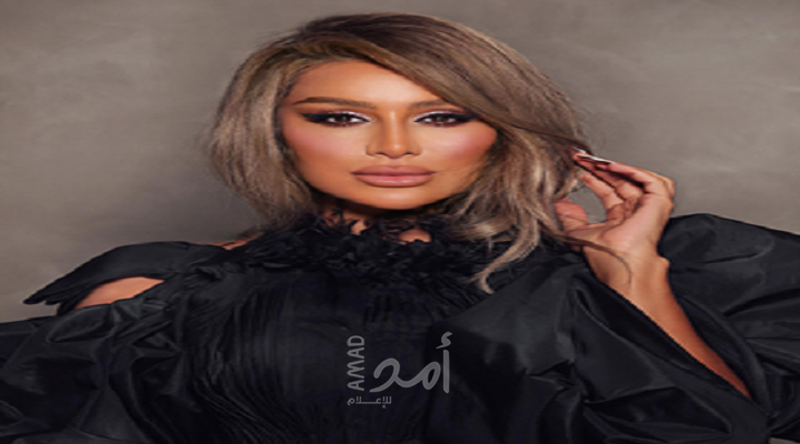طريقة عمل مكياج عيون مناسب للفستان الأسود من وحي النجمات العربيات