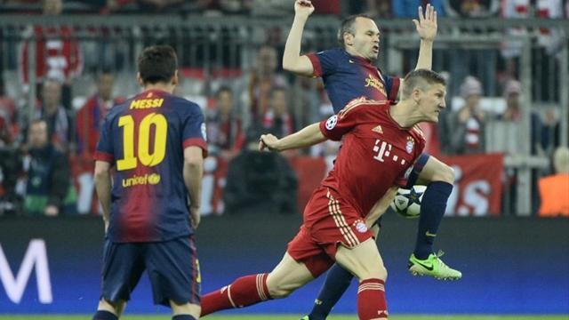 صراع تويتر يشتعل بين بايرن وبرشلونة
