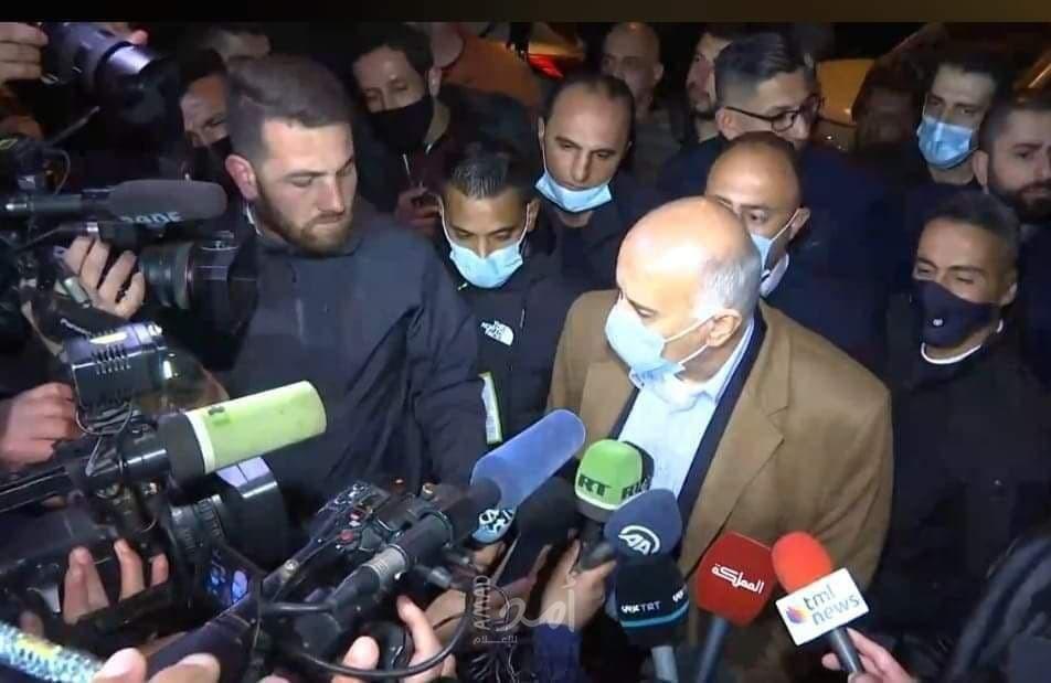 فتح تسجل قائمتها بشعار العاصفة والرجوب يدعو لعدم الالتفات لـ" المرتدين"