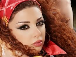 FacebooKيزيل صفحة ميريام كلينك لأنها تريد التعري