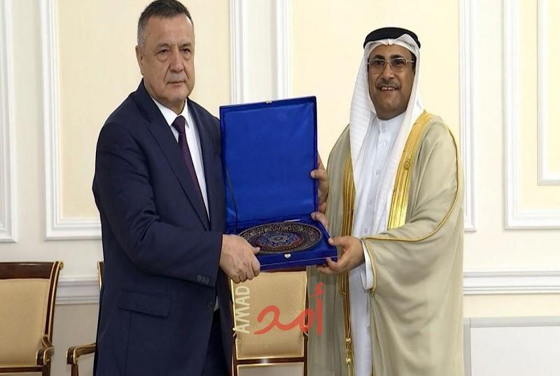 العسومي: العالمان العربي والإسلامي يمتلكان من عناصر القوة ما يجعلهما قوتين مؤثرتين
