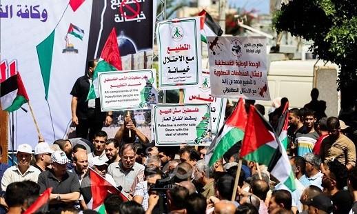 بالفيديو والصور ..الحية: أيدينا على الزناد..والقتل بالقتل وحلس يؤكد ما يجمع فتح مع حماس أكثر مما يفرقهم