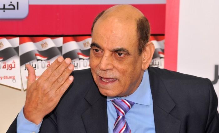 وفاة نمر حماد المستشار السياسي للرئيس محمود عباس