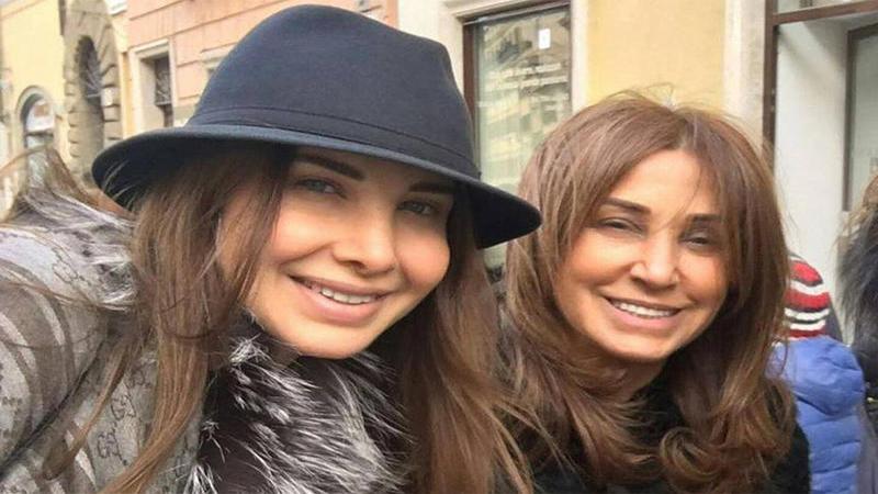 نانسي عجرم تطرح كليب "أمي" بمشاركة والدتها .. شاهد