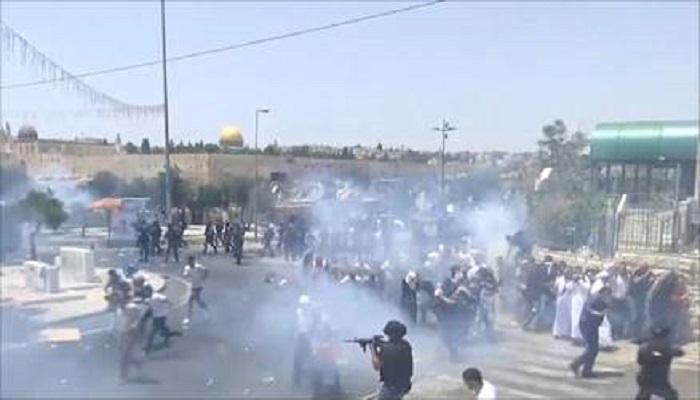 مواجهات مع الاحتلال الإسرائيلي أمام جامعة القدس في بلدة ابو ديس
