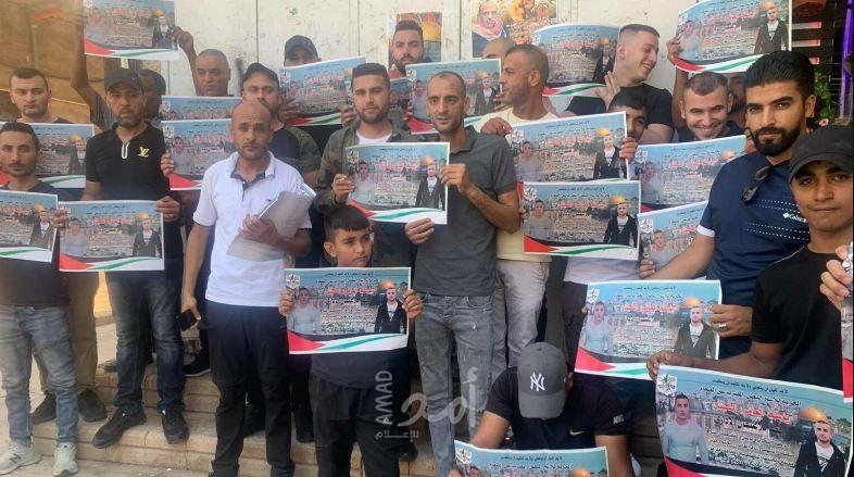 وقفة دعم واسناد للأسرى المضربين في الخليل