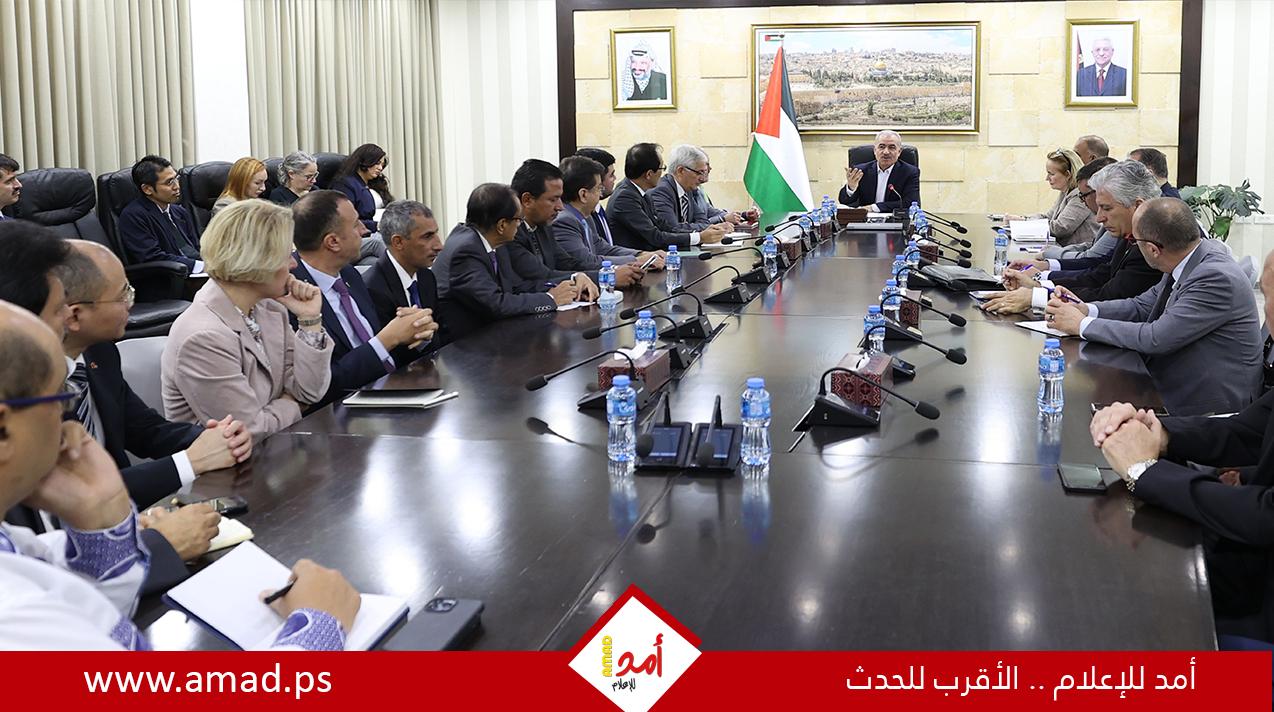 اشتية: الدعم الدولي لإسرائيل في عدوانها هو رخصة للمزيد من القتل والتدمير