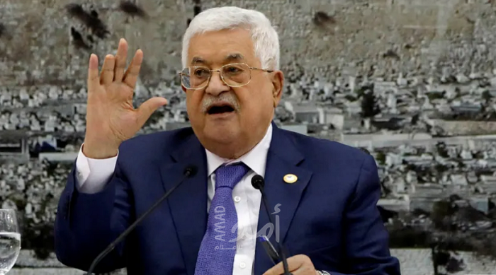 صحفي إسرائيلي: عباس اختار أن يكون رجلاً عملياً بديلاً عن أن يبقى "بطلا"!