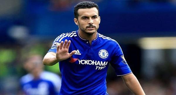 بيدرو يجدد لـ تشيلسى موسما إضافيا