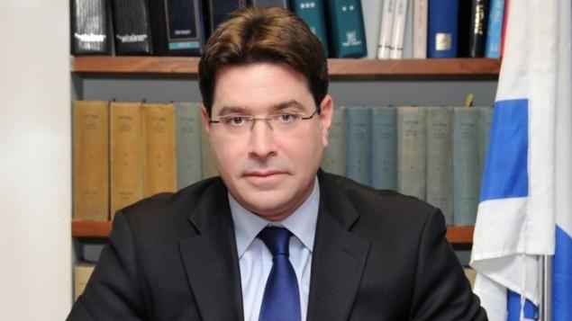 وزير إسرائيلي: يتهم الرئيس عباس بأنه "أعظم المحرضين" ضدّ إسرائيل